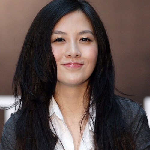 24岁中国女孩成福布斯富豪榜最年轻富豪